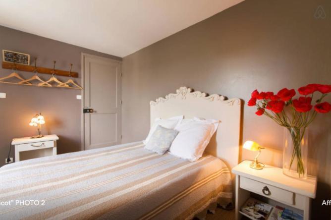 La Tonnelle Fleurie Chambres D'Hotes Sainte-Soulle Bagian luar foto